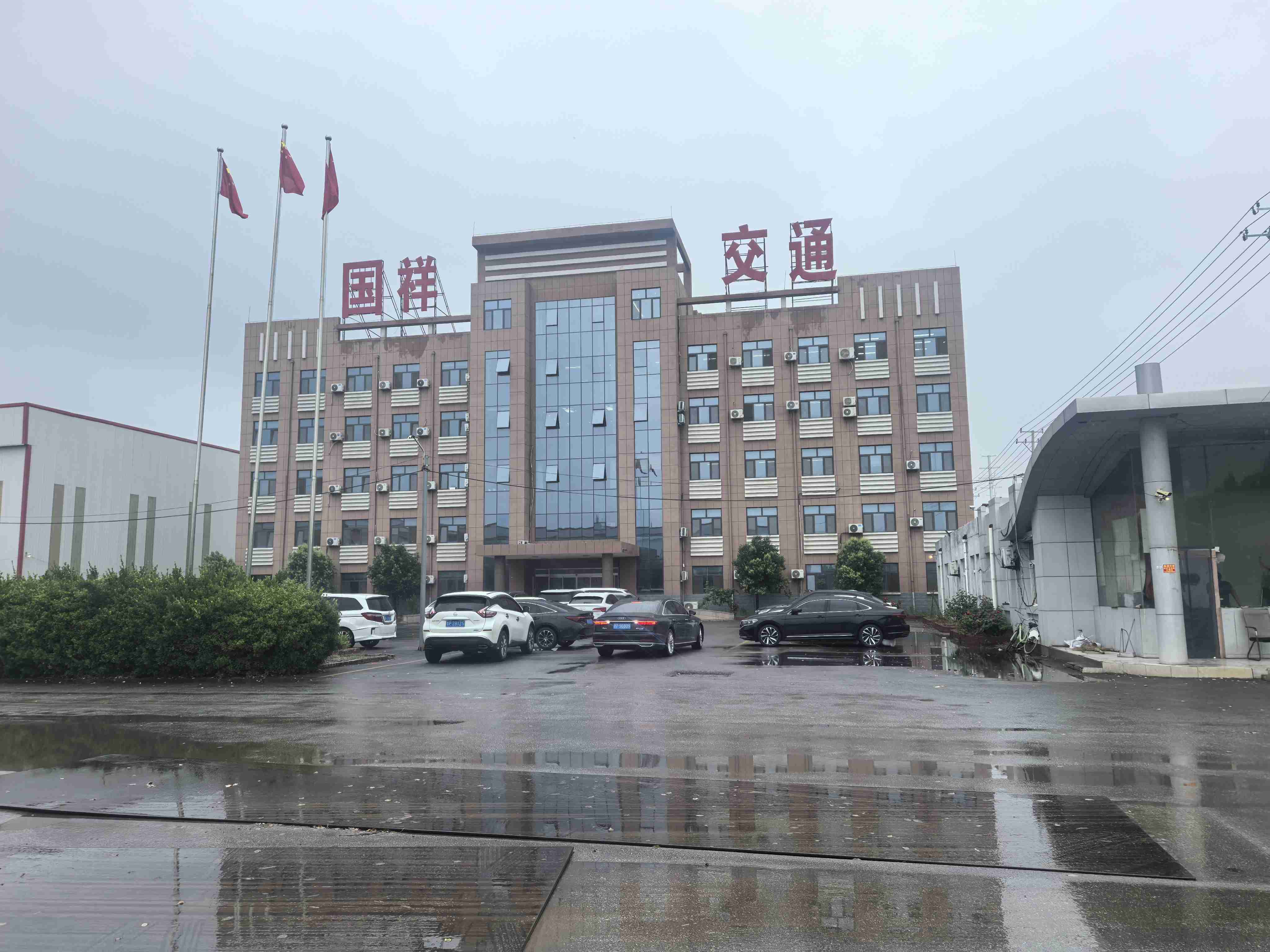 福州市波形护栏配件浸塑波形护栏 - 方案